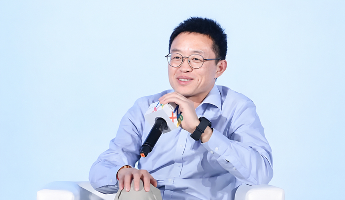 Kimi CEO 杨植麟,竟出自唐杰门下!还是 GLM 原始论文作者之一