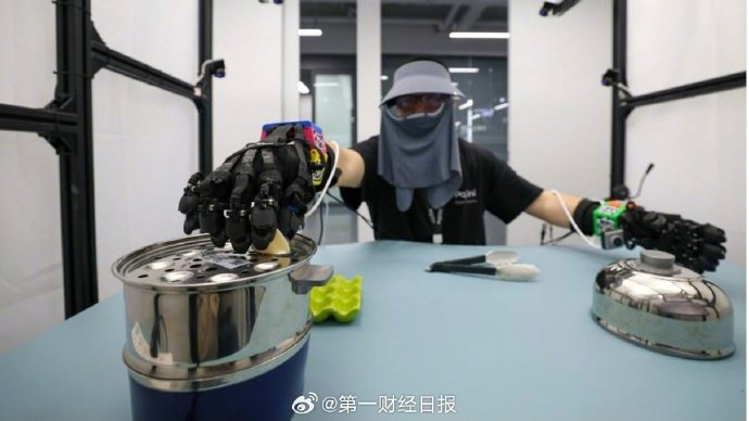 微电子科学与工程跃居本科起薪榜首,计算机跌出前十
